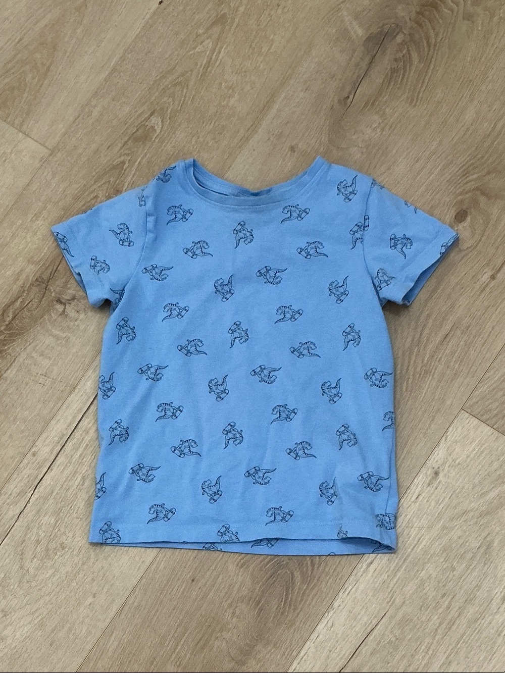 Tommy Bahama Light Blue Short-Sleeve Tee with Navy Dino Print